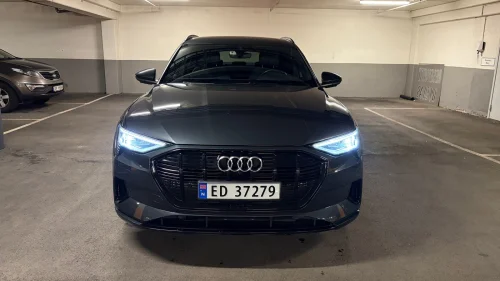 AUDI E TRON 55 55 Advanced Sport Vinterpakke/360kamera/Krok/El.seter