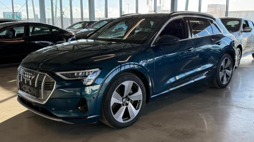 AUDI e-tron 2019 Audi e-tron, 55 quattro, 158000km - MYE UTSTYR