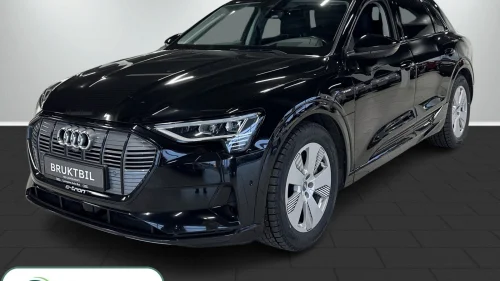 AUDI e-tron 55 advanced fast track /matrix/HUD/360k/Hengerfeste ++