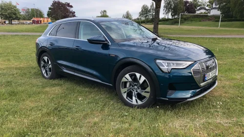 AUDI e-tron 50 50