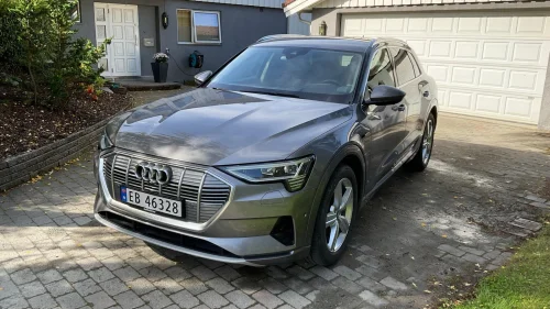 AUDI e-tron 50 50 Advanced Sport, Head Up, 360, ny bakre motor
