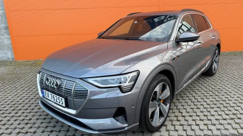 AUDI e-tron 55