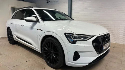 AUDI e-tron 55 Advanced  QUATTRO +SKINN+PANORAMA+KROK+S LINE