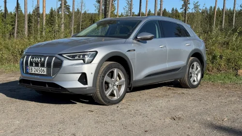 AUDI e-tron 50 50 Launch Edition
