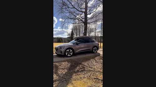 AUDI e-tron 50 50
