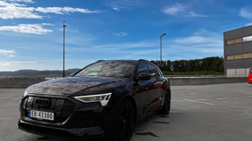 AUDI e-tron 50 50 Advanced Sport