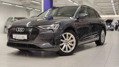 AUDI e-tron 50 Ny motor bak! - Norsk - Sort optikk - 360 kam - H.feste