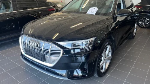 AUDI e-tron 50 Audi e-tron 50 Advance Sport   Kun 57 000 km!