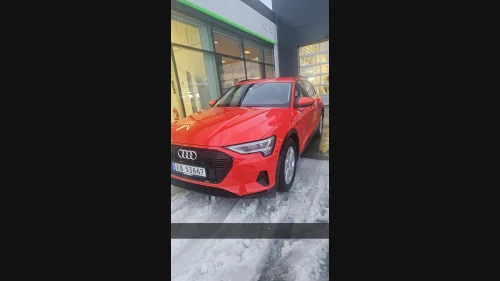AUDI e-tron 50 50