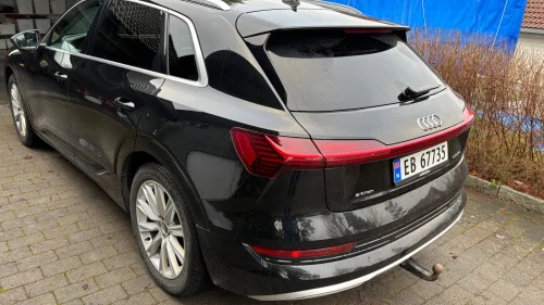 AUDI e-tron 50 50 Advanced Business
