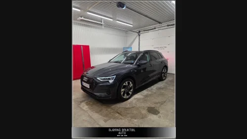 AUDI e-tron 50 50 ADVANCE SPORT MATRIX LUFT WLTP 303 km