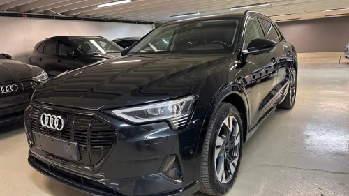 AUDI e-tron 55 55 Advanced Sport m/Alcantara sportsseter/ H-feste/360