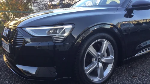 AUDI e-tron 50 50 ADVANCE BUSINESS