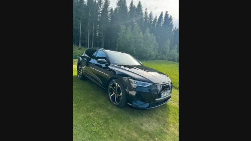AUDI E TRON 55 55 S line Sport Black Edition