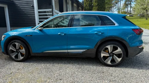AUDI e-tron 55 EDITION ONE