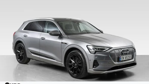 AUDI e-tron 55 Advanced Fast Track/skinn/adaptiv/head up/hengerfest