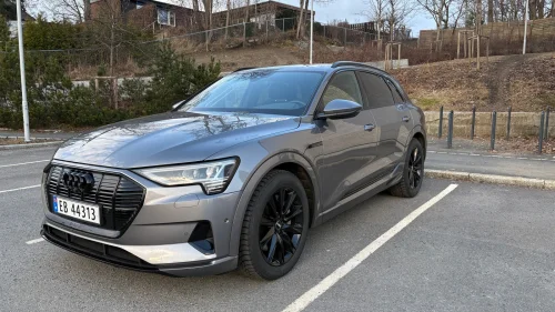 AUDI e-tron 55 55 Advanced B./krok/360°/Black optikk/El. sportsseter +