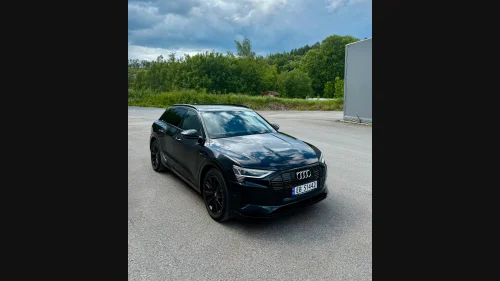 AUDI e-tron 50 50 Advanced Sport/Sort optikk