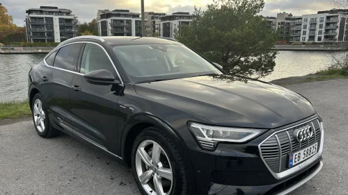 AUDI e-tron Sportback 55 55 Sportback Advanced Sport