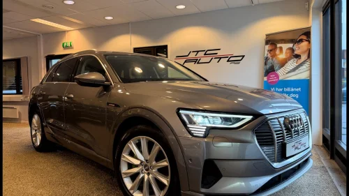 AUDI e-tron 55 55 / 360 kamera / Acc / El seter / H-feste / Luft / mm
