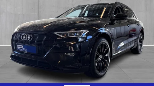 AUDI e-tron 55 Black Edition Krok 360kamera Alcantara