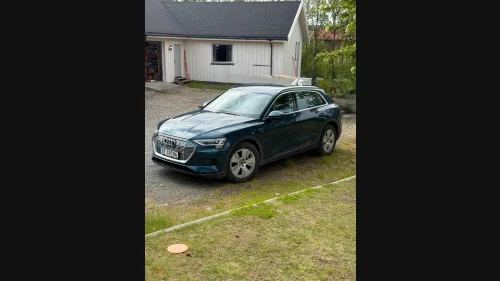 AUDI e-tron 55 55