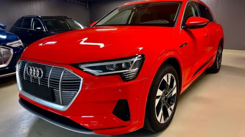 AUDI e-tron 55 55 Advanced Catalunya Red