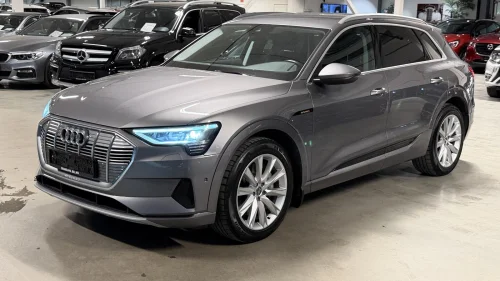AUDI E TRON 55 55 - SKINN - HENGERFESTE - TAR INNBYTTE