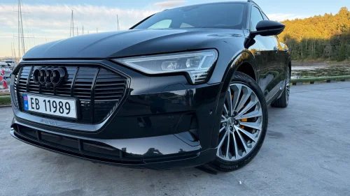 AUDI e-tron 55 S line