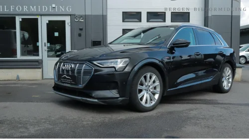AUDI e-tron 50 50/ ACC/ Skinn/ Navi/ CarPlay/ Taxi-kjørt