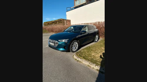 AUDI e-tron 50 50 Advanced Business