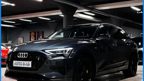 AUDI e-tron 55 55/AdvancedB/Pano/360Kam/Luft/Skinn/Virtual/ACC