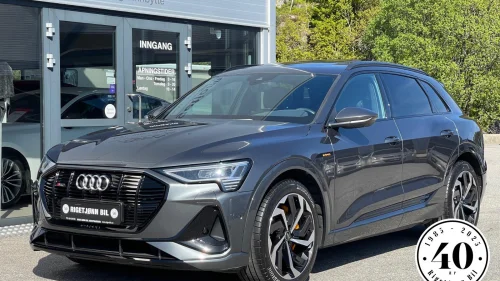 AUDI E TRON 55 55 QUATTRO, S-Line, Matrix, Pano, Skinn, Navi, ACC, 360