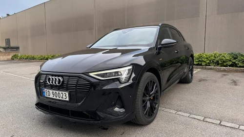 AUDI E TRON 55 55 S line Sport Black Edition