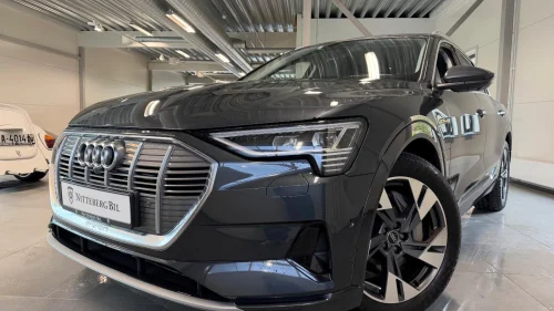 AUDI E TRON 55 E TRON 55 Advanced sport Hengerfeste-Skinn-360 Kamera!