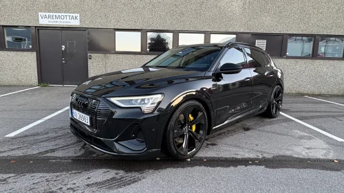AUDI e-tron 55 Advanced Plus