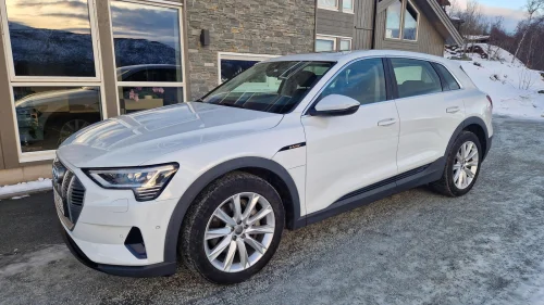 AUDI e-tron 55 QUATTRO PANO/KROK     KAN TA INNBYTTE!