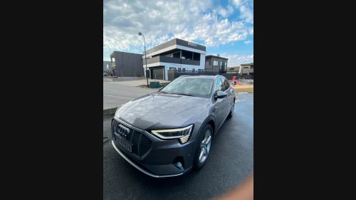AUDI e-tron Audi e-tron 55 Advanced / xenon / head up/ Krok