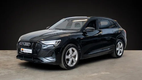 AUDI e-tron 50 S-Line H-Feste LED 360-kamera AdaptivCruise Sort optikk