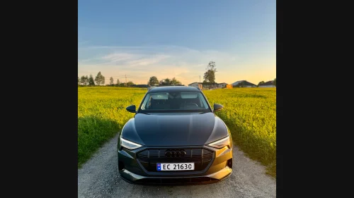 AUDI e-tron 50 50 Advanced Business, Black Edition, Kamera, HF