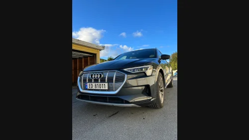 AUDI E TRON 50 50 Advanced Business