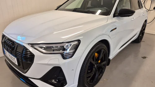 AUDI E TRON 55 55 S Line/Black Edit/22" sommer/Matrix/B&O/Ad.luftfj.