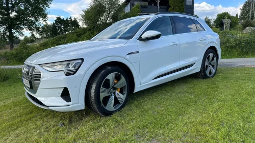 AUDI e-tron 55 quattro