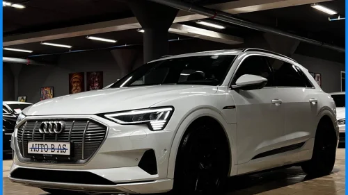 AUDI e-tron 55/B&O/Pano/360Kam/Luft/Ambient/Skinn/Virtual/ACC