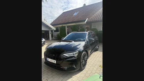 AUDI e-tron 55