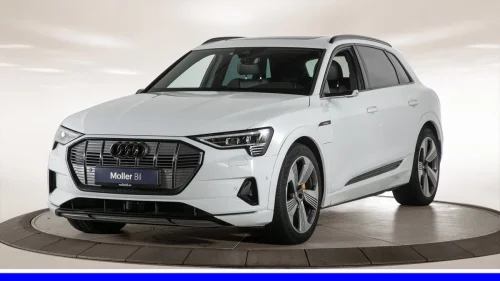 AUDI e-tron 55 Advanced |R.kam|Keyless|Pano|El.seter++++