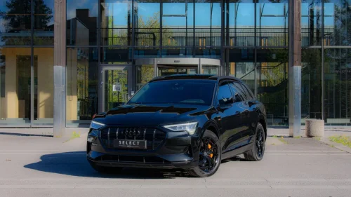 AUDI e-tron 55 QUATTRO/GARANTI/PANORAMA/B&O/ACC/360KAM/LUFT/HUD++