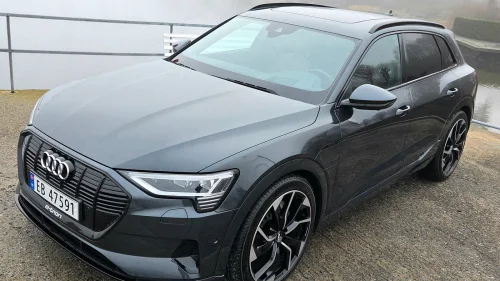 AUDI e-tron 55 55 S-Line, HUD, B&O, Matrix, Kontur, Nightvision, 22"