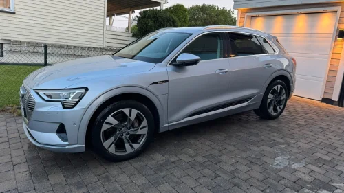 AUDI e-tron 55 55 Advanced Sport - Matrix/H.feste/El.seter/360