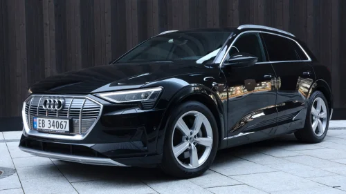 AUDI e-tron 50 50 ADVANCED SPORT - ÈN EIER - HUD!